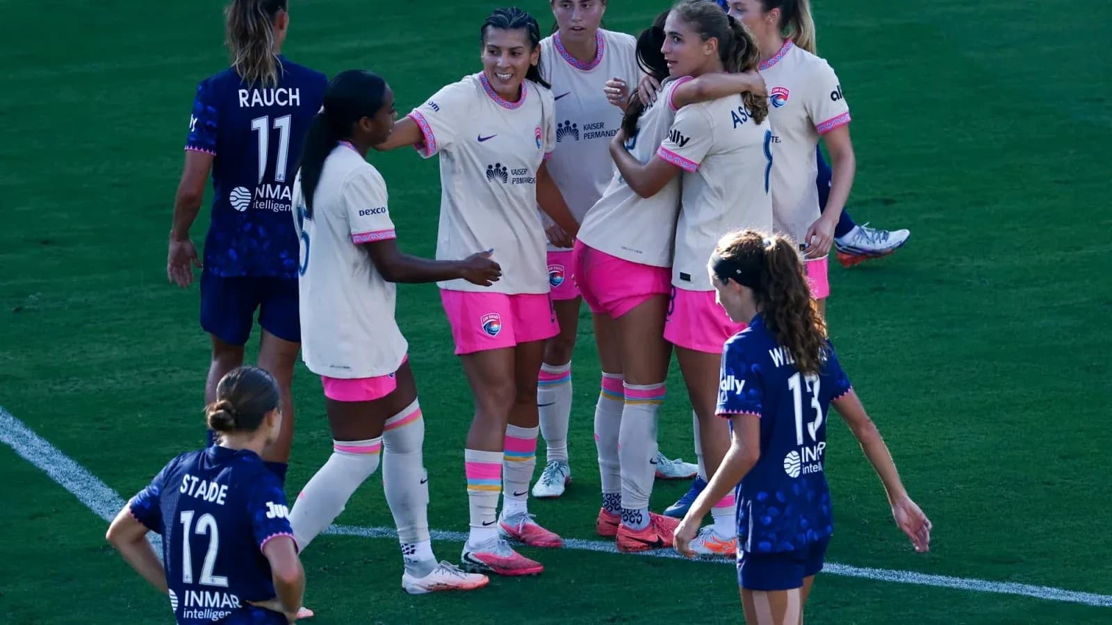 San Diego Wave players celebrating a goal