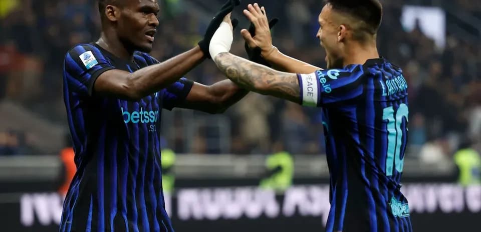Inter players celebrating a goal during Serie A match