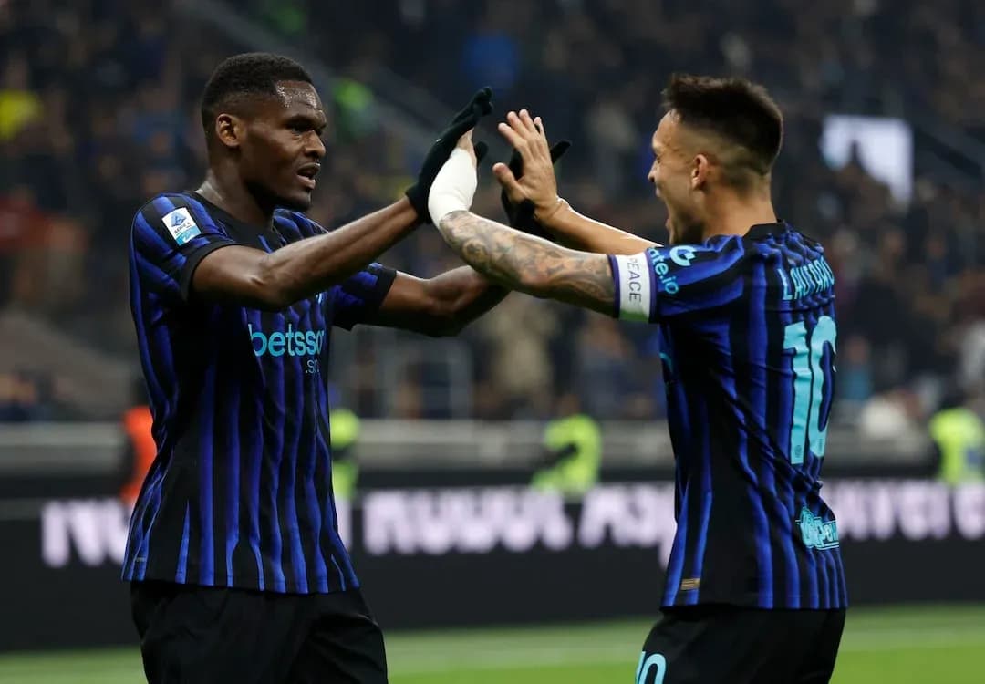 Inter players celebrating a goal during Serie A match