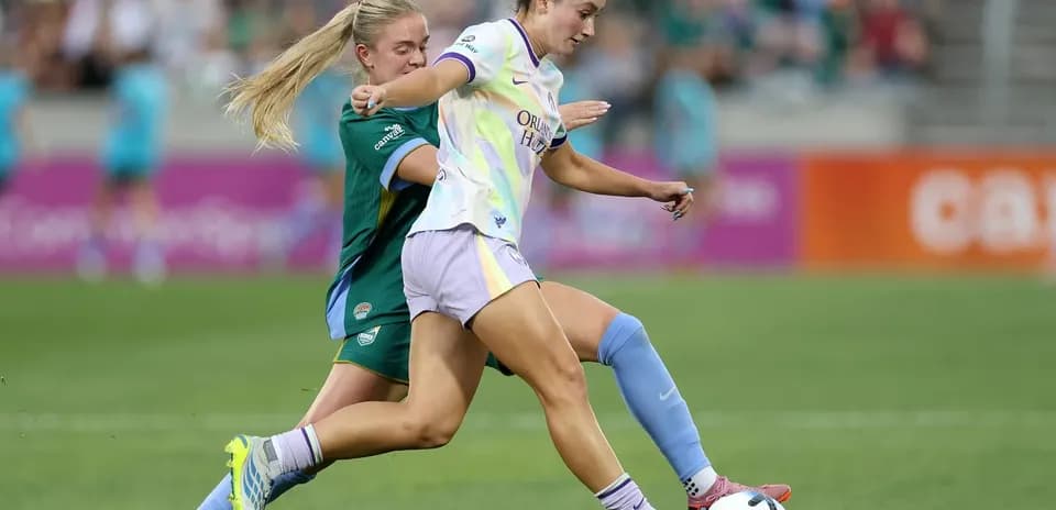 Player from Orlando Pride in action against Bay FC