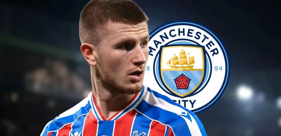 Player in Crystal Palace kit with Manchester City logo