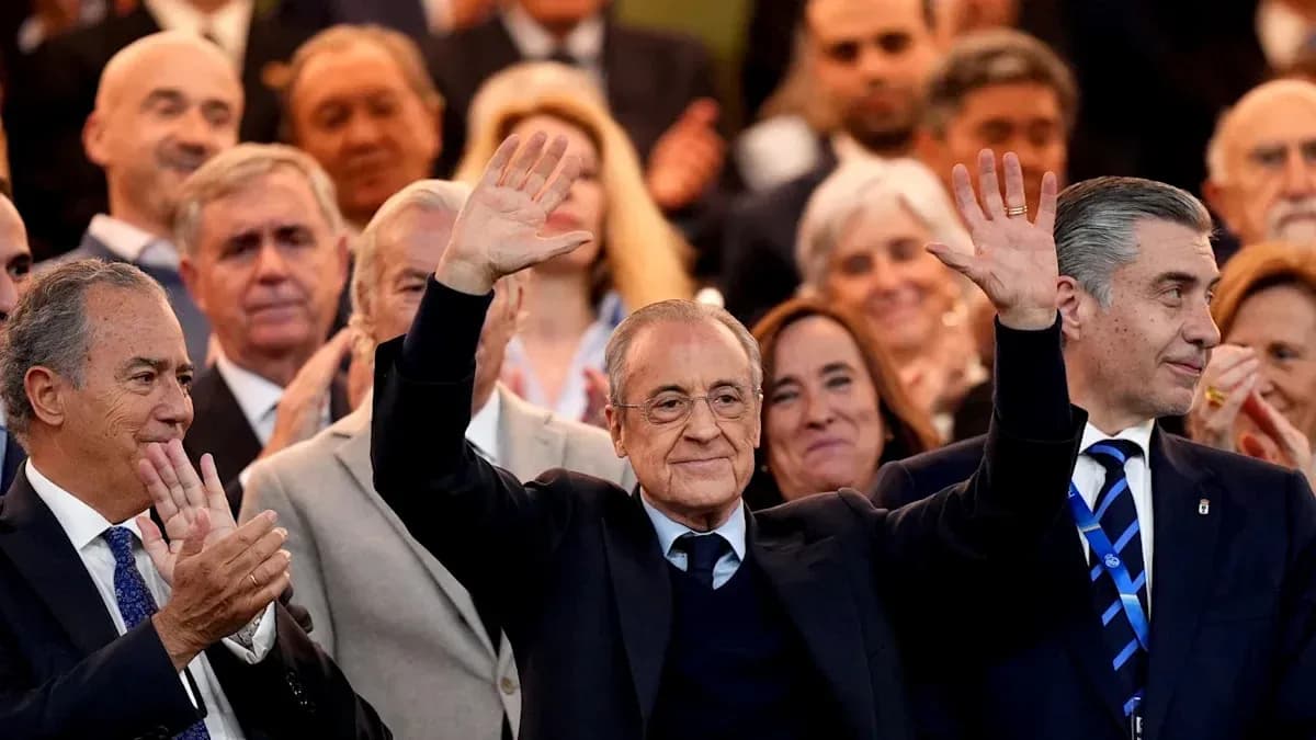 Group of people applauding at an event