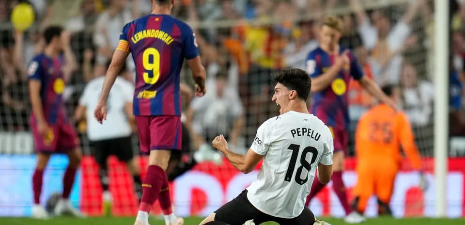 Pepelu celebrating after scoring against Barcelona
