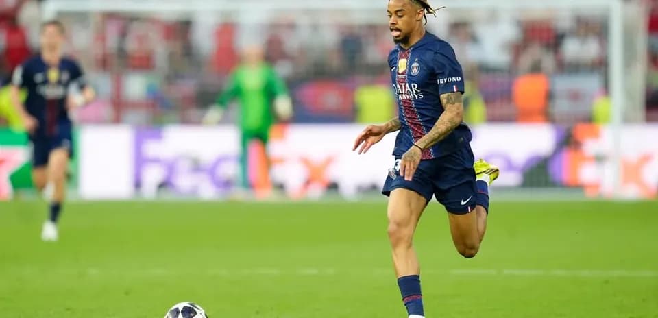 Player running with the ball during match