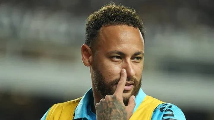 Player gesturing during a match preparation