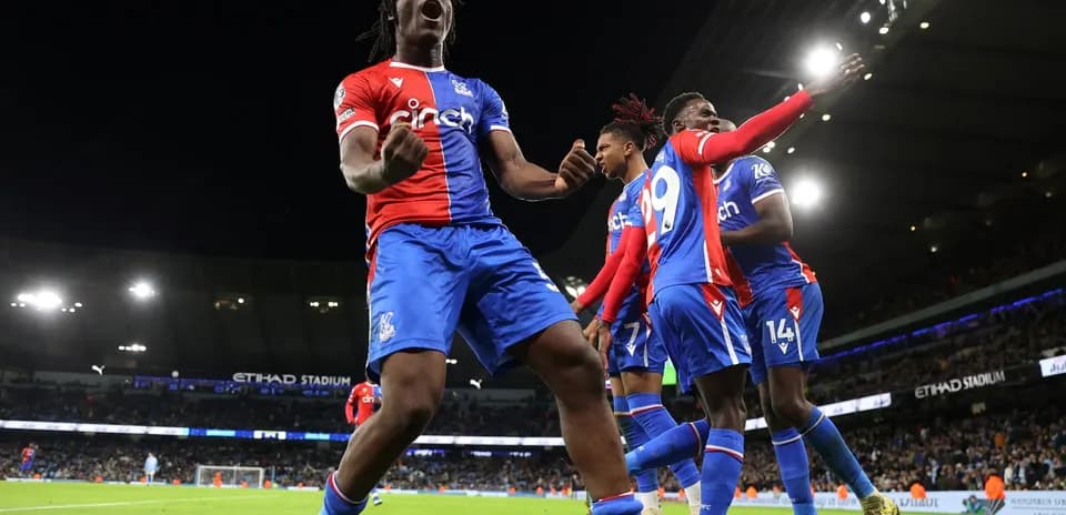 Crystal Palace players celebrating a goal