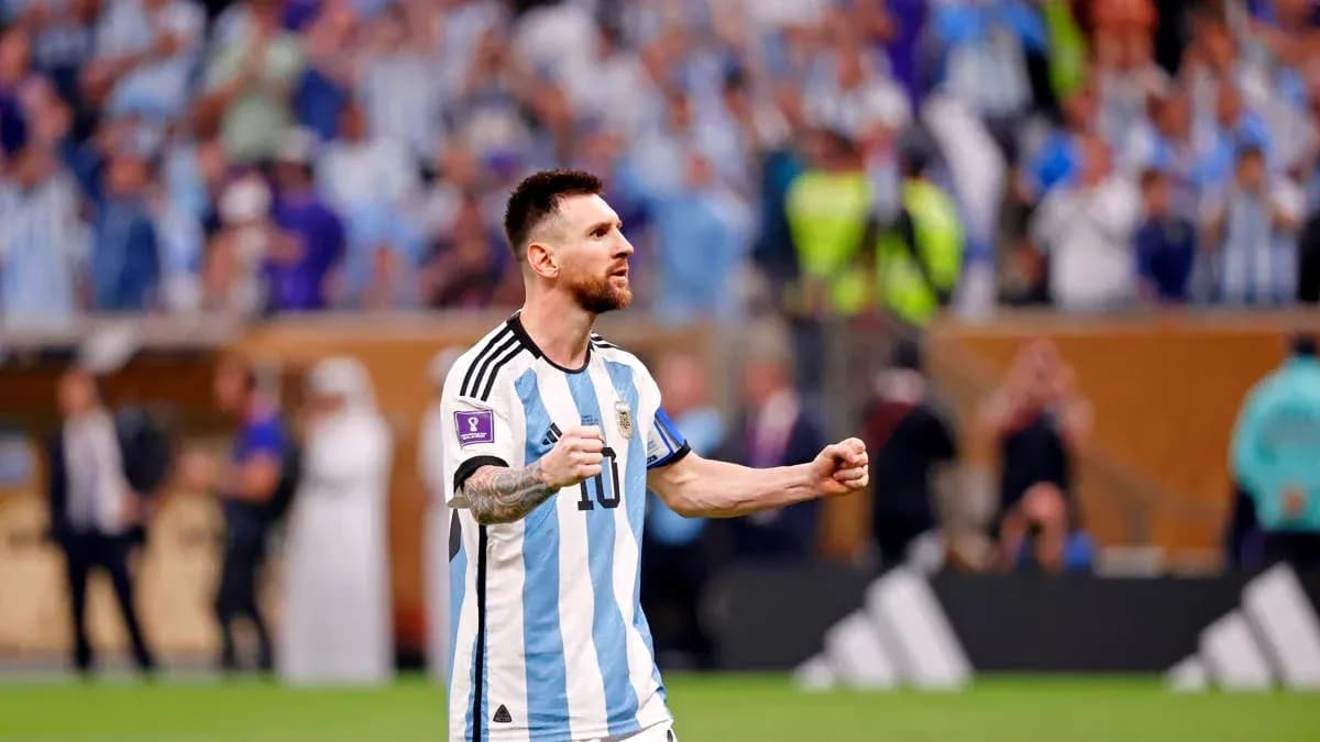 Lionel Messi celebrating during match with Argentina team