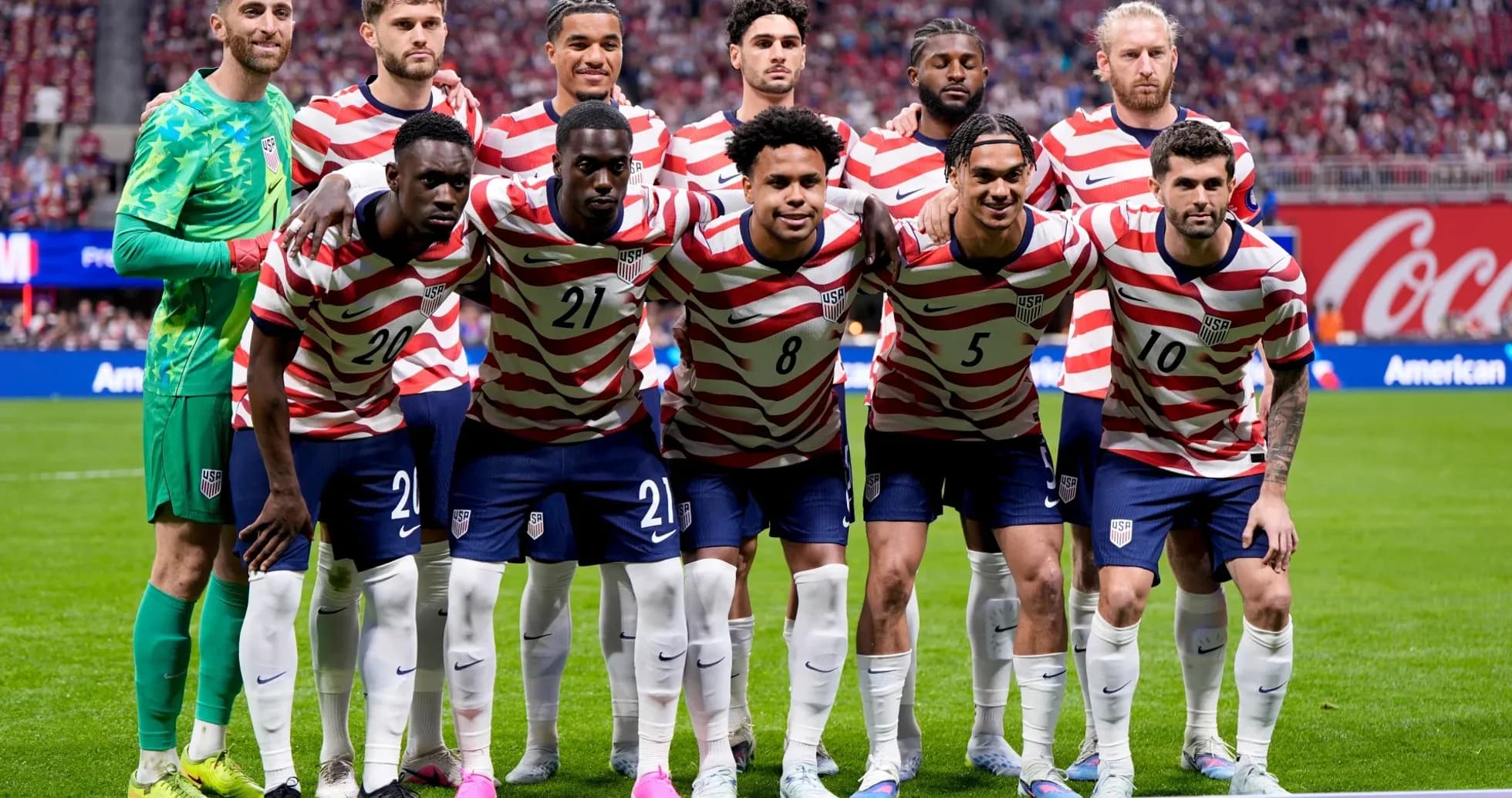 USA national team lineup before the match