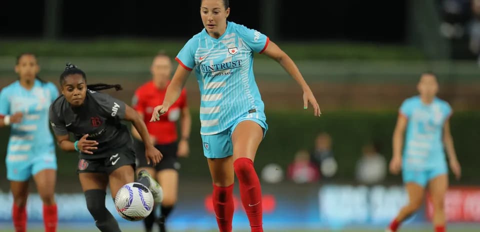 Chicago Red Stars player pursuing the ball