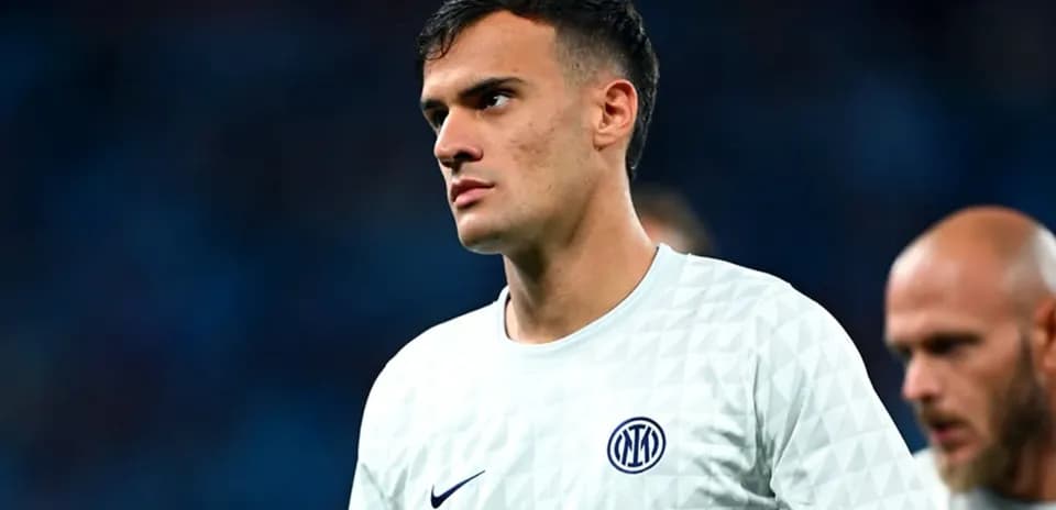 Player in Inter Milan kit during warm-up session