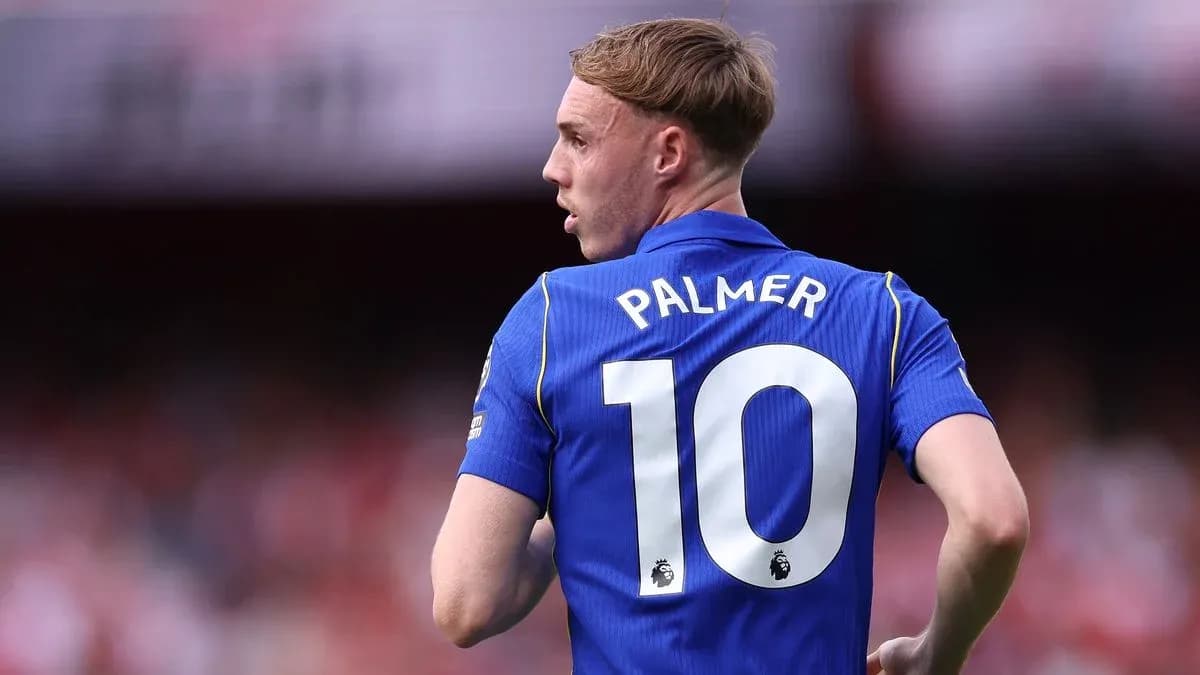 Player in blue jersey with number 10 on back