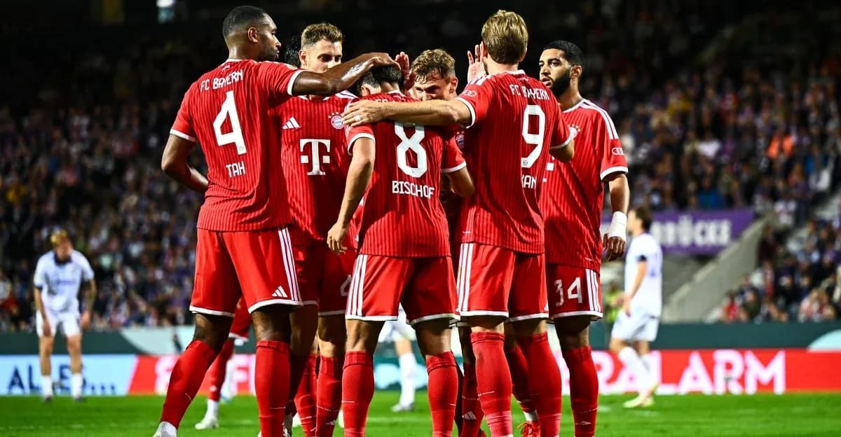 Bayern Munich players celebrating a goal together