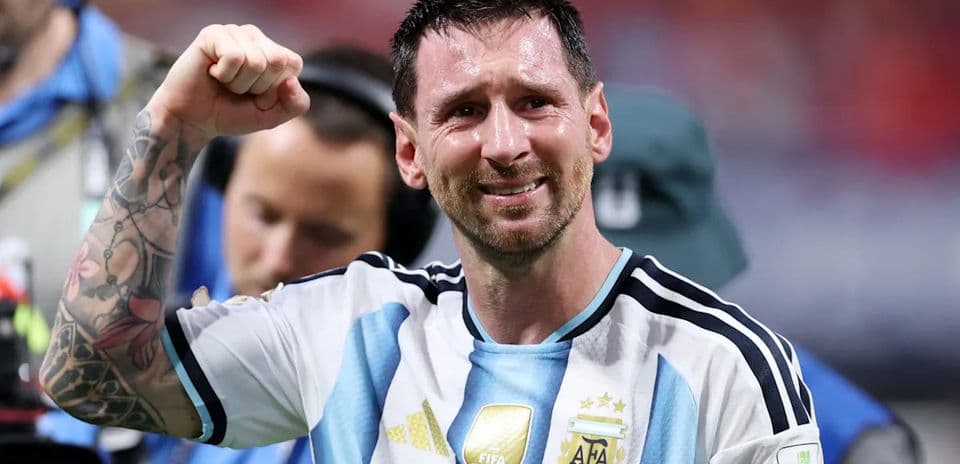 Argentina Stages Stunning Comeback; Switzerland Wins on Penalties to Reach Quarter-Finals