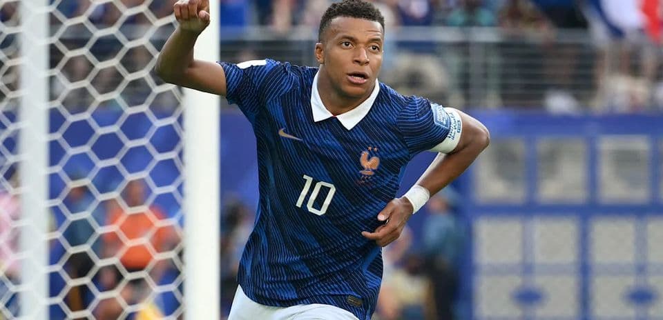 Kylian Mbappé's World Cup Goal Record: Chasing Messi's Legacy