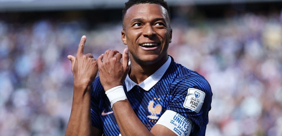 Deschamps Confirms Mbappe Fit for France Ahead of World Cup Semi-Final vs Spain