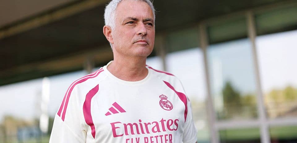Real Madrid Secures Surprise Signing of Young Striker Carlos Espí