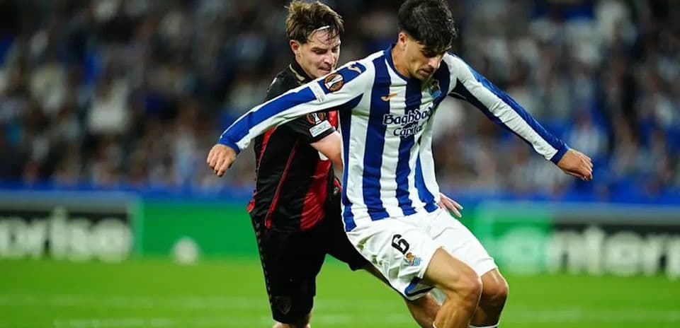 Bournemouth Claims Historic 2-1 Win Over Real Sociedad at Anoeta