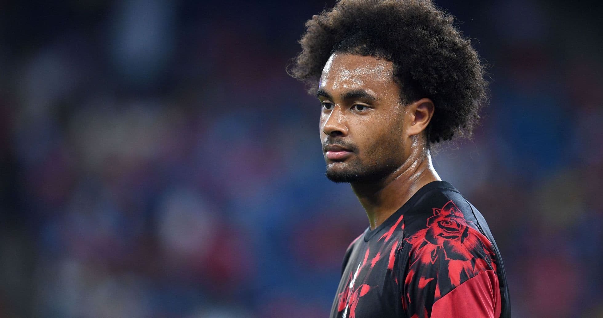 Everton Make Last-Minute Loan Offer for Manchester United Striker Joshua Zirkzee