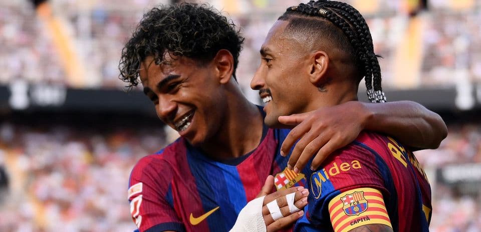 Raphinha Matches Messi's Record as Lamine Yamal Scores Twice in Barcelona's 5-0 Victory Over Valencia