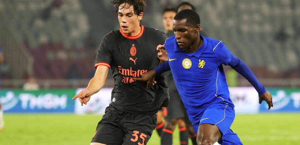 Aston Villa Secures Nicolas Jackson for £65m, Reuniting with Unai Emery