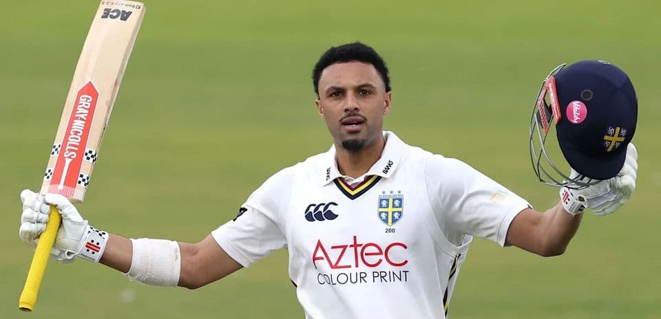 Emilio Gay Shines with 141 as Durham Dominate Lancashire Day One