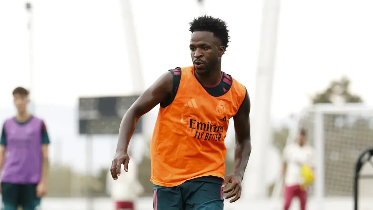 Vinicius Junior Resumes Training at Real Madrid Amid Contract Talks and Arsenal Interest