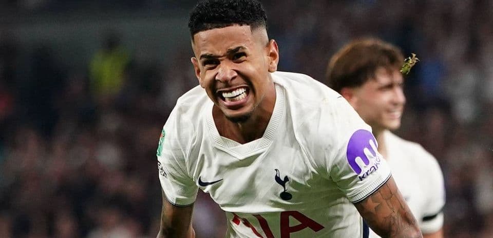 Roberto De Zerbi Sets 10-Goal Target for Savio After Impressive Tottenham Debut