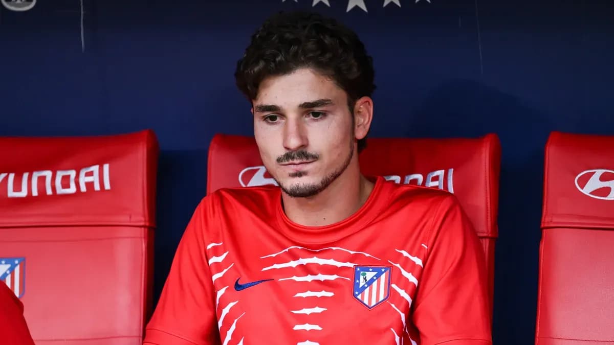 Julian Alvarez Faces Backlash at Atletico Amid Barcelona Transfer Talks