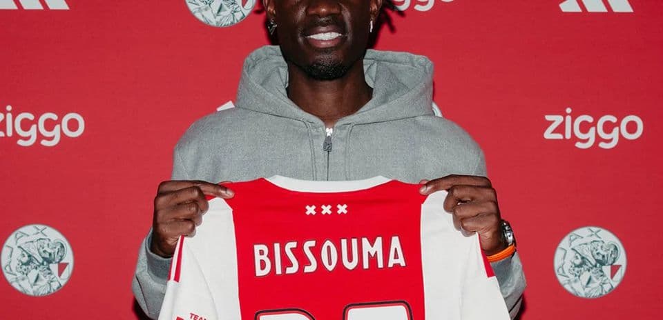 Recent Transfer Updates and Coaching Changes in Football