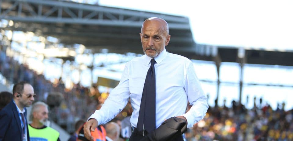 Juventus Eyes Alexander Sorloth After Spalletti Criticizes Randal Kolo Muani's Form