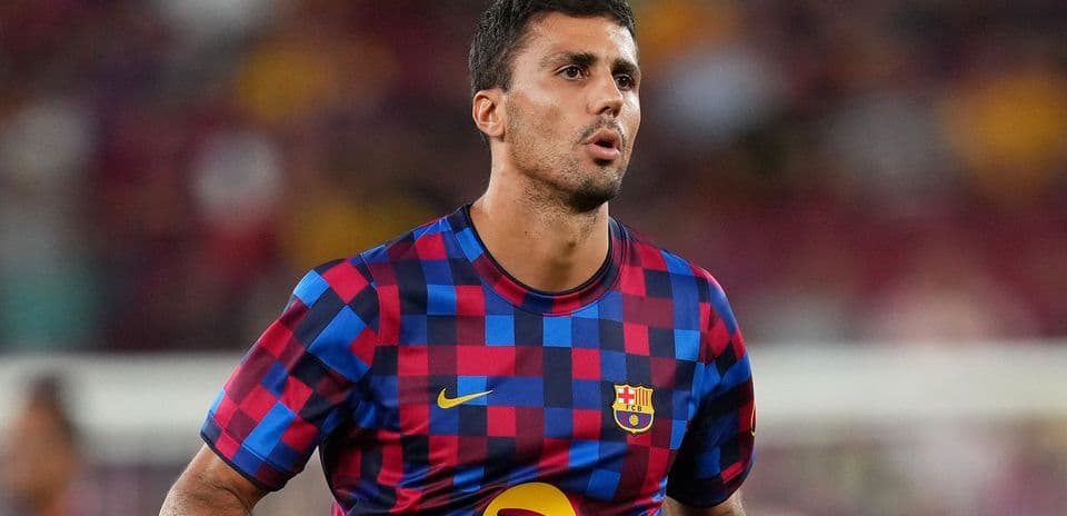 Rodri Stresses Need for Solidity Over Flair as Barcelona Pursues Champions League Glory