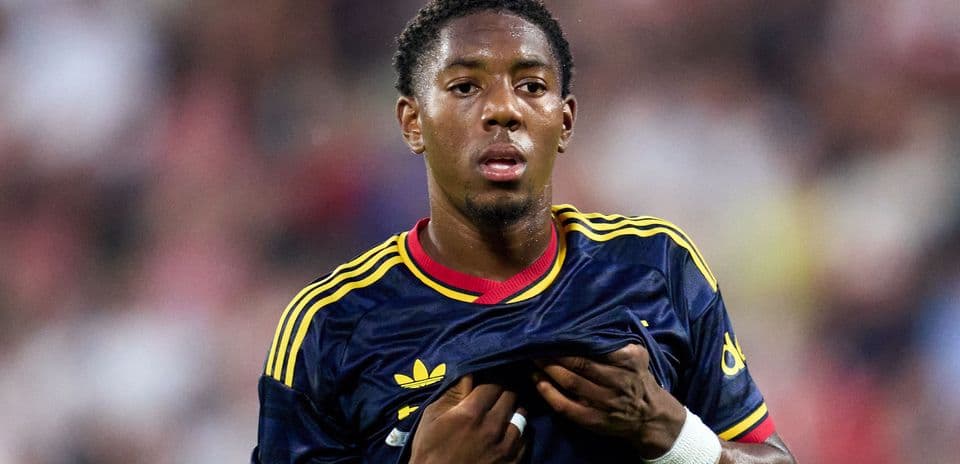Liverpool Advised to Intervene in Arsenal Midfielder Myles Lewis-Skelly Transfer Talks