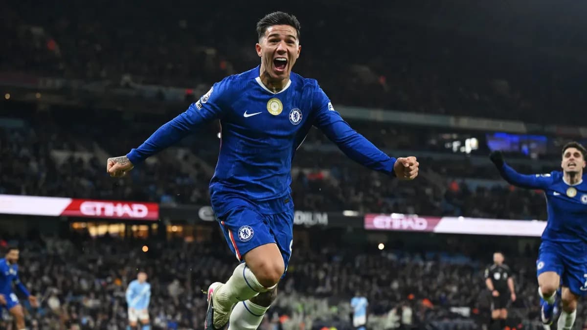 Chelsea Sets £120m Transfer Deadline for Enzo Fernandez Amid Manchester City Interest