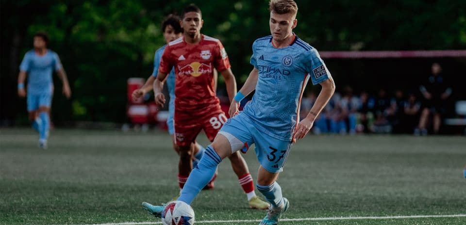 New York RB II player challenges New York City II New York RB II player challenges New York City II