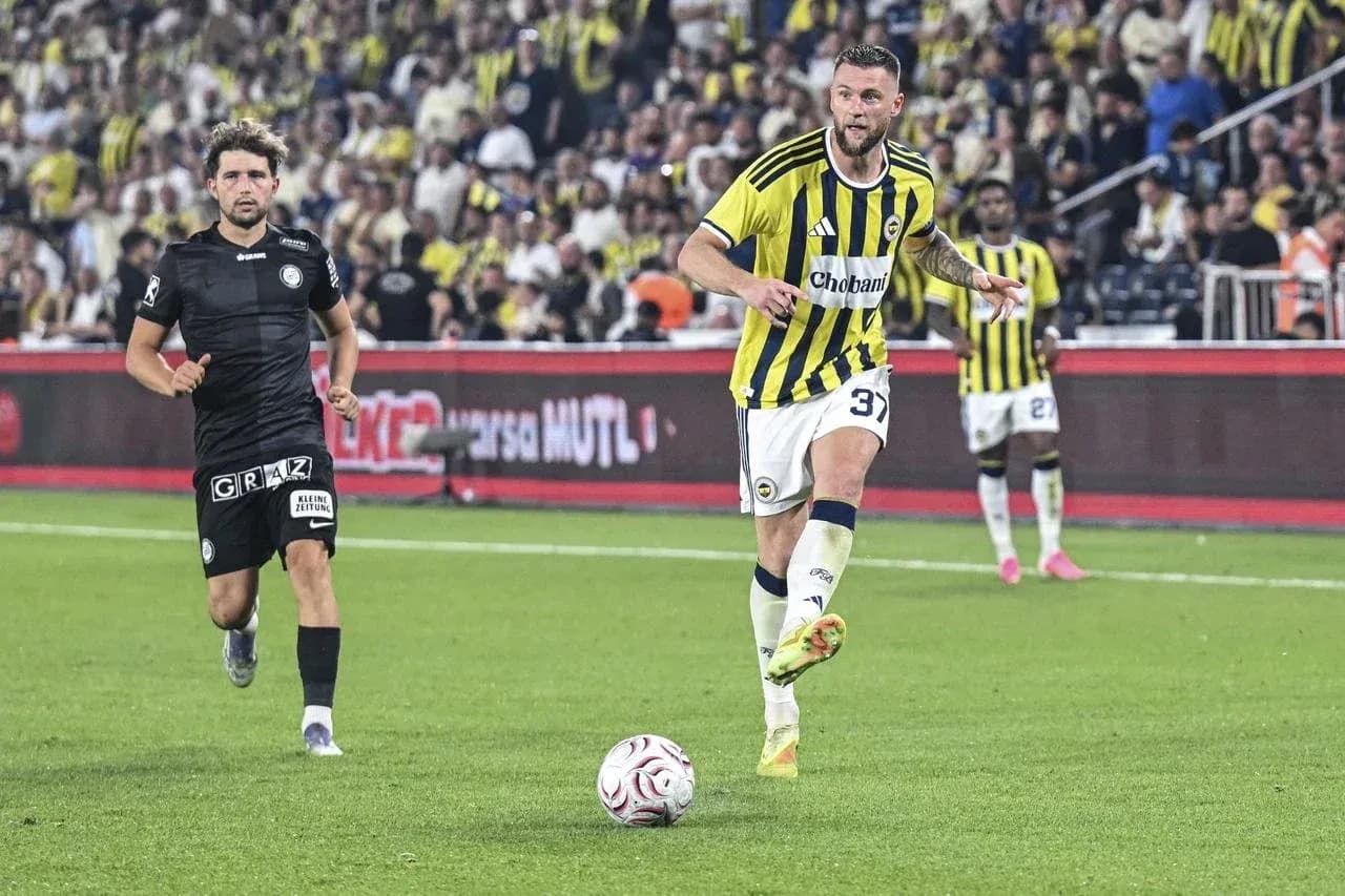 Fenerbahçe player in action during match Fenerbahçe player in action during match