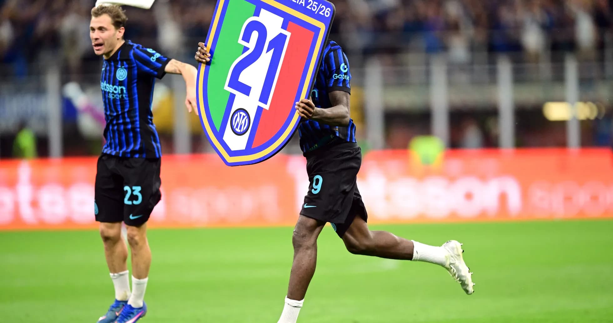 Inter players celebrating Serie A title win Inter players celebrating Serie A title win