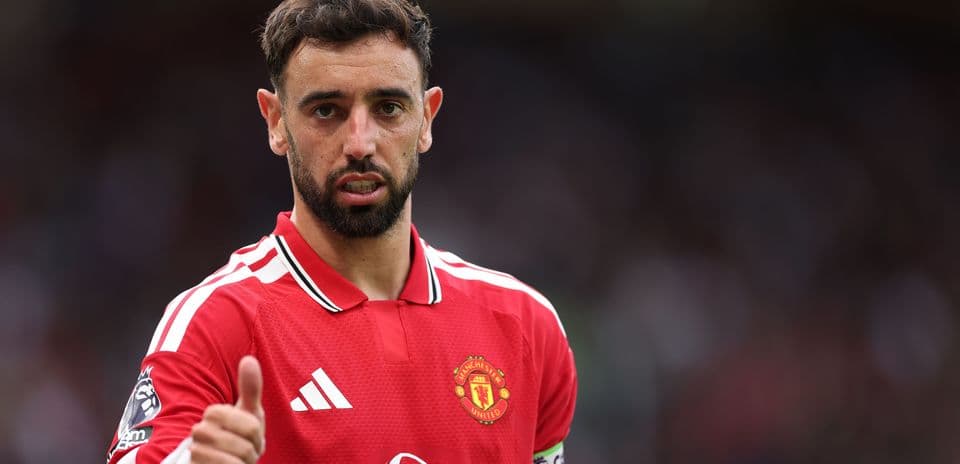 Bruno Fernandes gesturing during Manchester United match Bruno Fernandes gesturing during Manchester United match