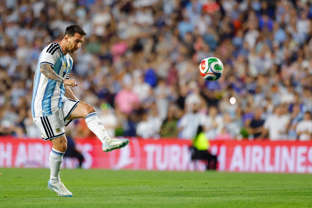 Lionel Messi controlling the ball during a match Lionel Messi controlling the ball during a match
