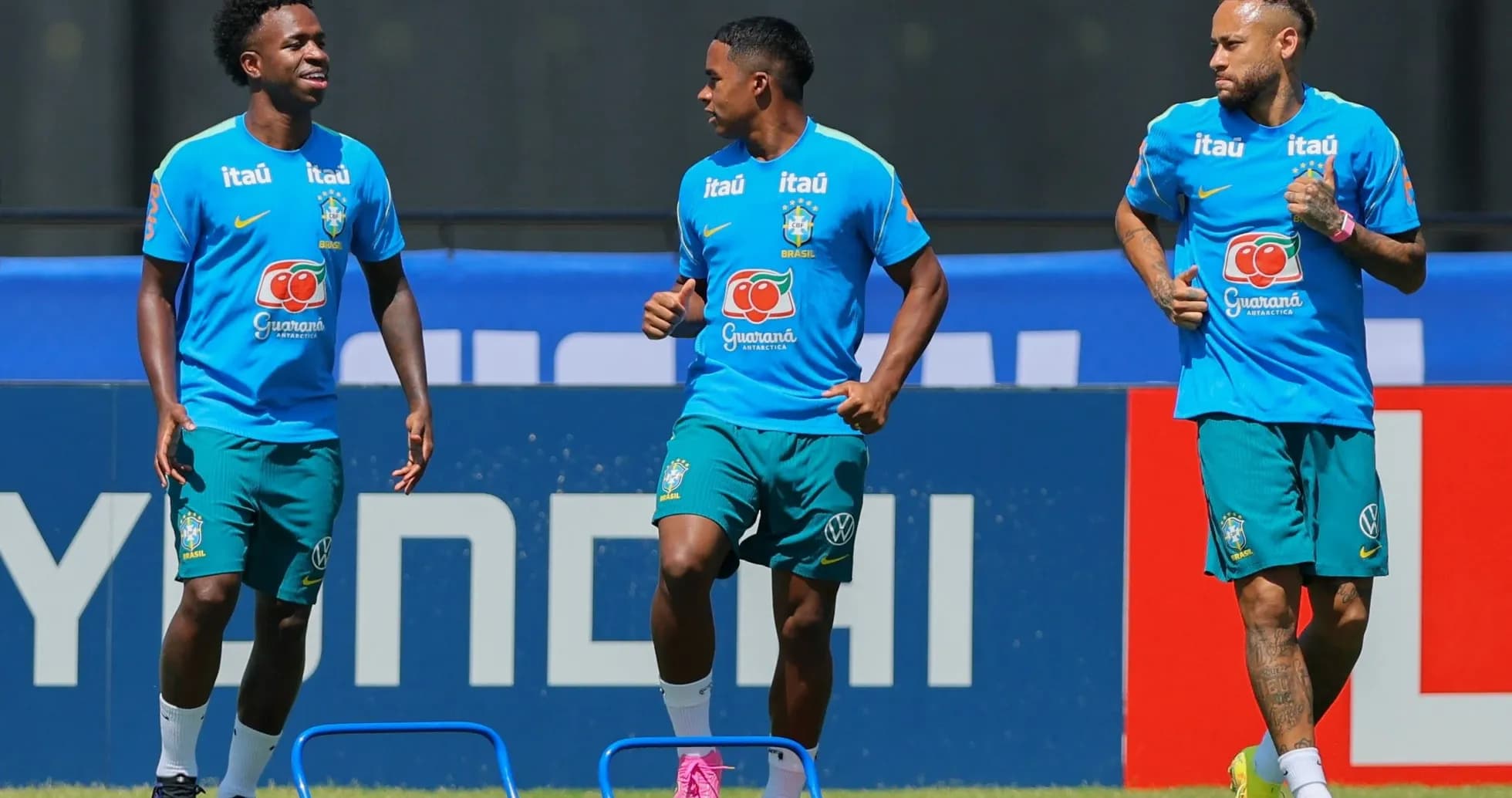 Brazilian players training before World Cup match Brazilian players training before World Cup match