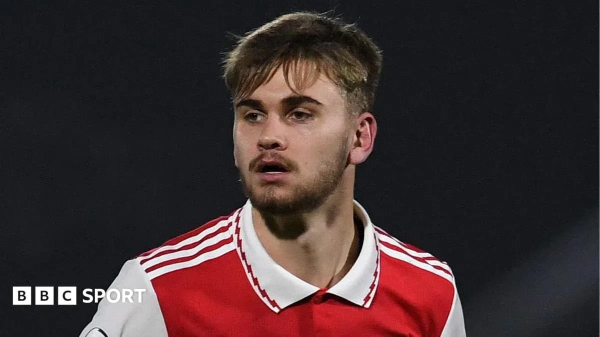 Player wearing Arsenal jersey during match Player wearing Arsenal jersey during match