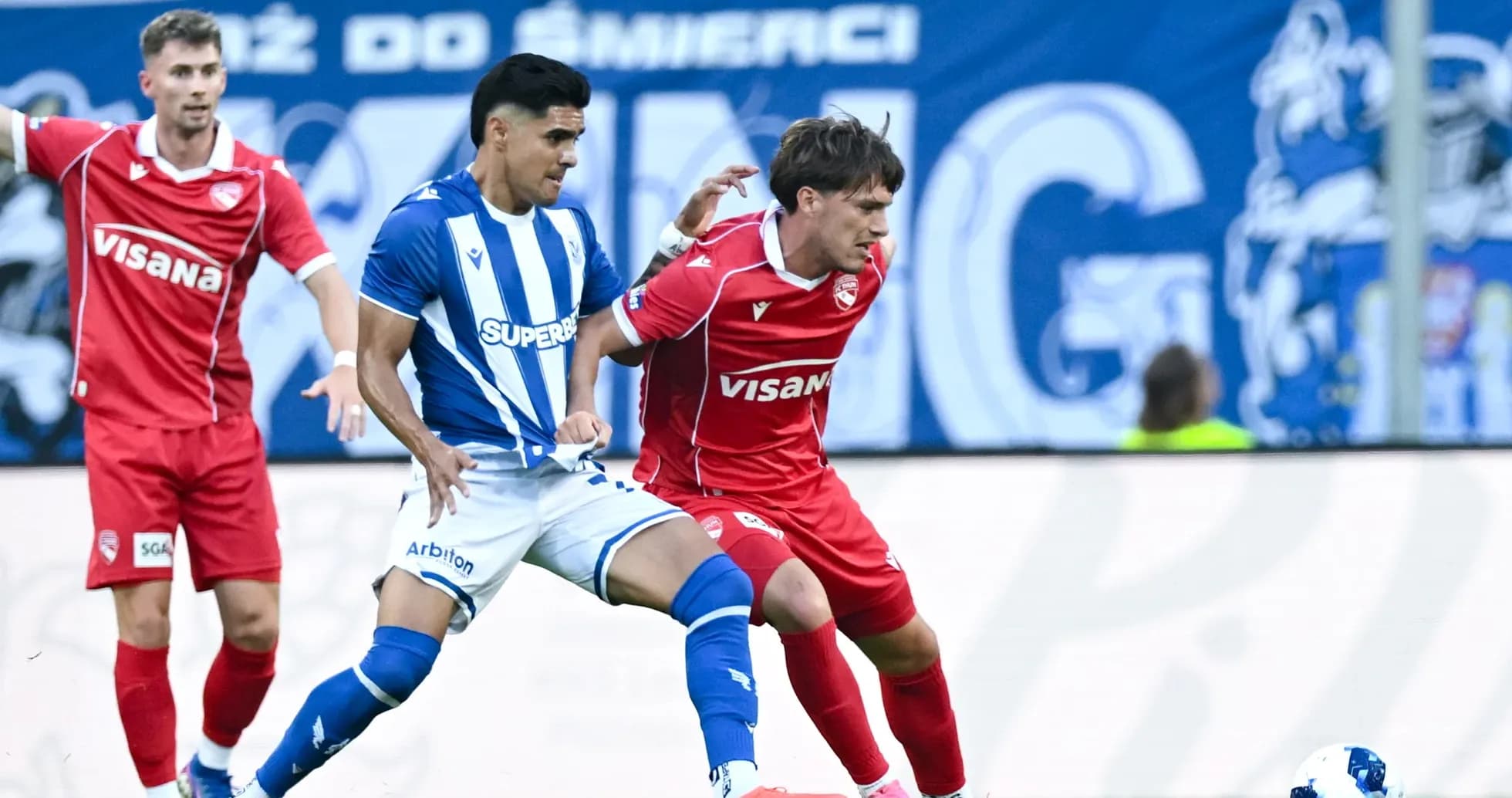 Lech Poznan player in action against FC Thun Lech Poznan player in action against FC Thun