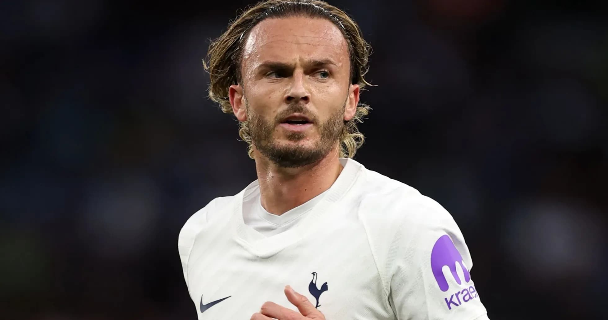 Player in Tottenham jersey during match action Player in Tottenham jersey during match action