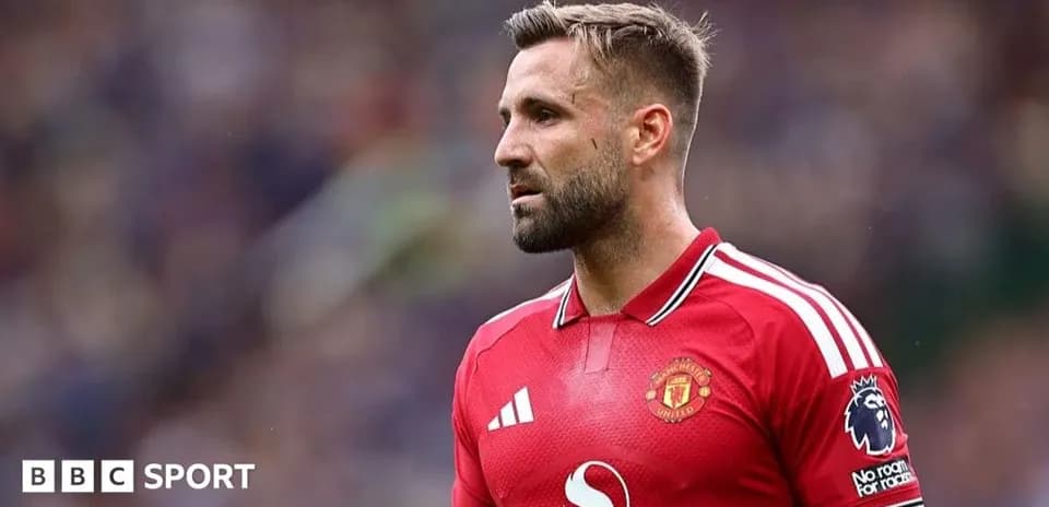 Player in Manchester United jersey during match Player in Manchester United jersey during match