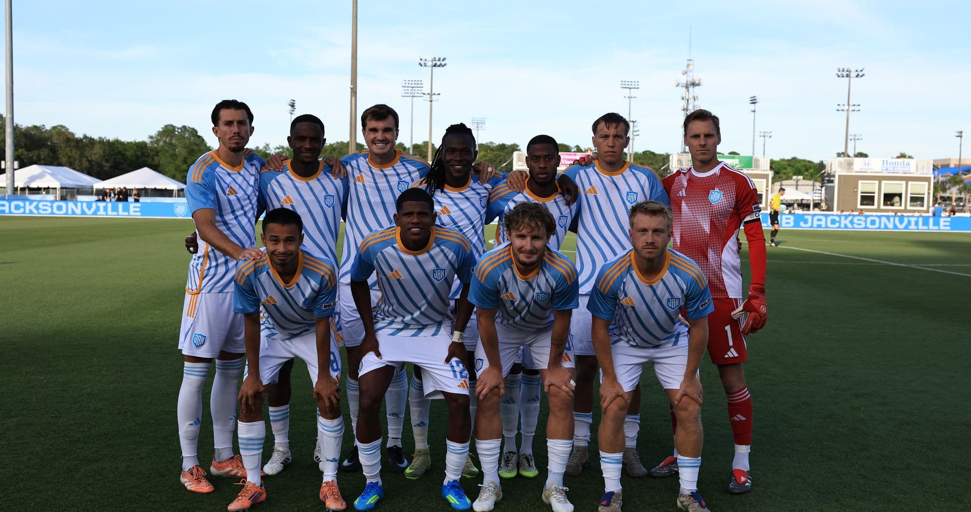 Sporting JAX team photo before the match Sporting JAX team photo before the match