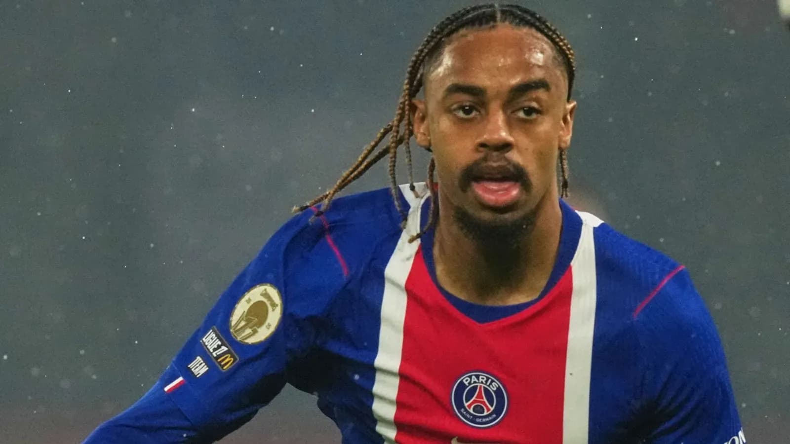 Player in action wearing Paris Saint-Germain jersey Player in action wearing Paris Saint-Germain jersey