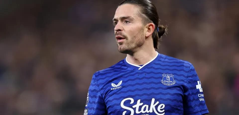 Player in blue Everton jersey during match Player in blue Everton jersey during match