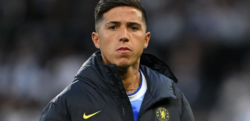 Player in Chelsea jacket before the match Player in Chelsea jacket before the match