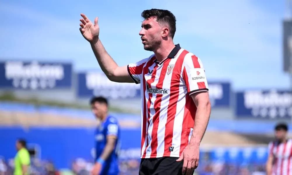 Athletic Bilbao player gesturing during a match Athletic Bilbao player gesturing during a match