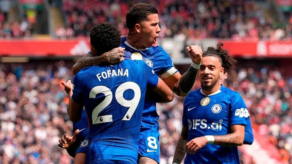 Chelsea players celebrating a goal against Liverpool Chelsea players celebrating a goal against Liverpool