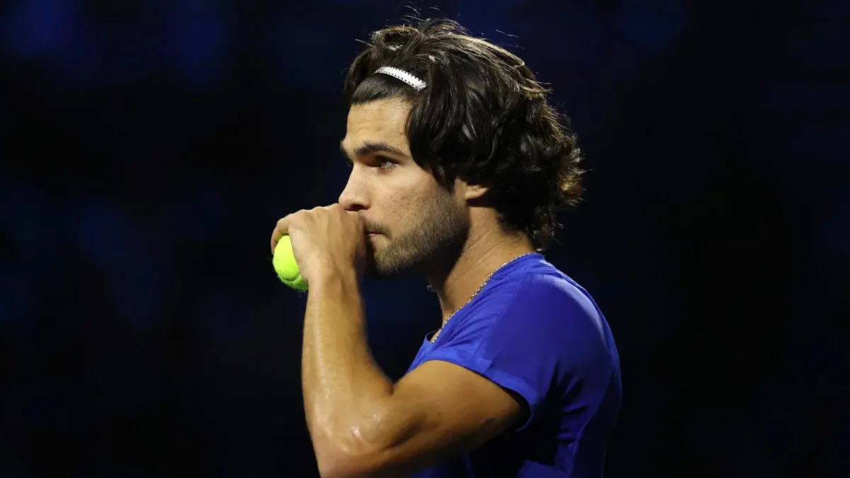 Carlos Alcaraz Calls on Tennis Authorities to Review Ball Choices After Laver Cup Carlos Alcaraz Calls on Tennis Authorities to Review Ball Choices After Laver Cup